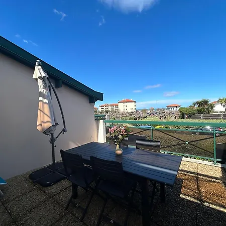 Avec Terrasse, A Deux Pas De La Apartmán *