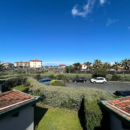 Avec Terrasse, A Deux Pas De La Anglet